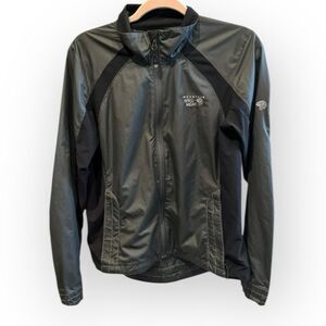 Mountain Hardwear Women’s Lightweight Windbreaker Jacket – Size M
